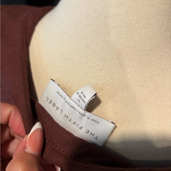 Elegant Brown Button-Down Dress - Picture 4 of 4